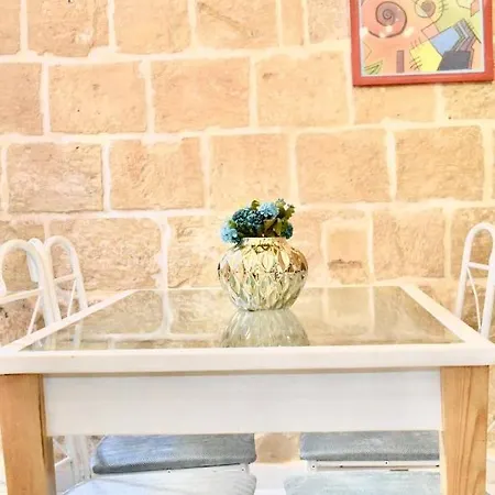 Compact And Cheerful House Close To Valletta